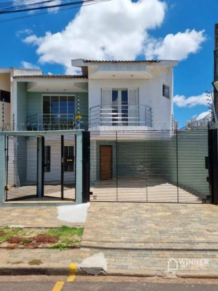 Sobrado, 3 quartos, 220 m² - Foto 1