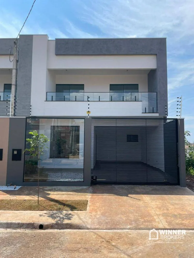 Sobrado, 3 quartos, 200 m² - Foto 1