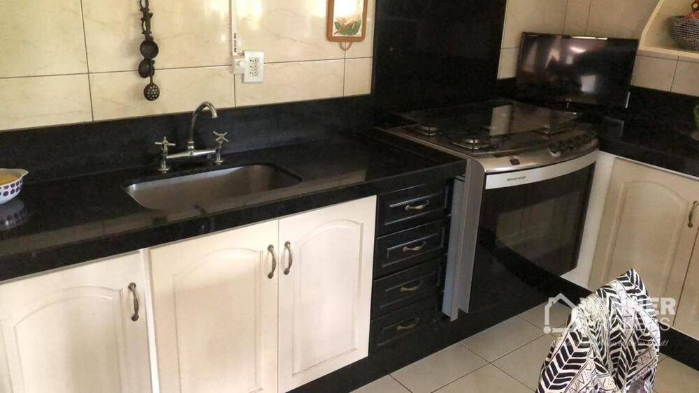 Chácara à venda com 3 quartos, 680m² - Foto 14