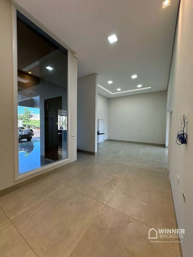 Casa de Condomínio à venda com 3 quartos, 232m² - Foto 4