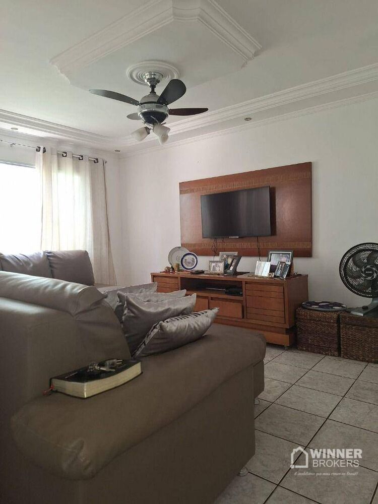 Casa, 3 quartos, 217 m² - Foto 3