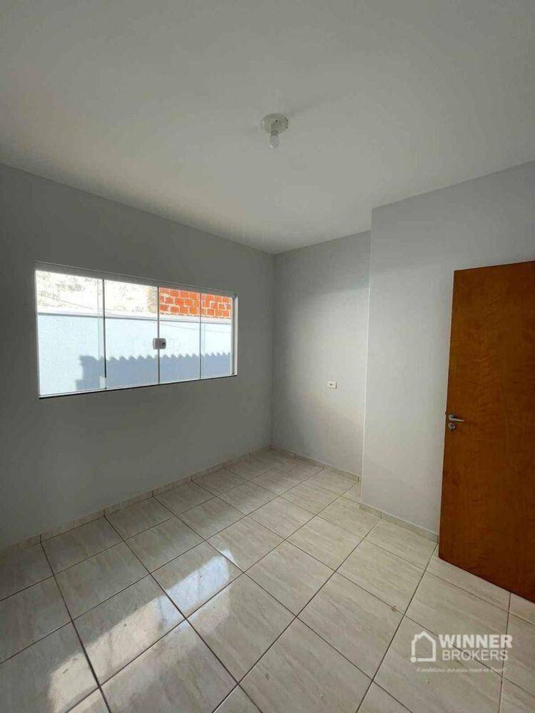Casa à venda com 3 quartos, 102m² - Foto 3
