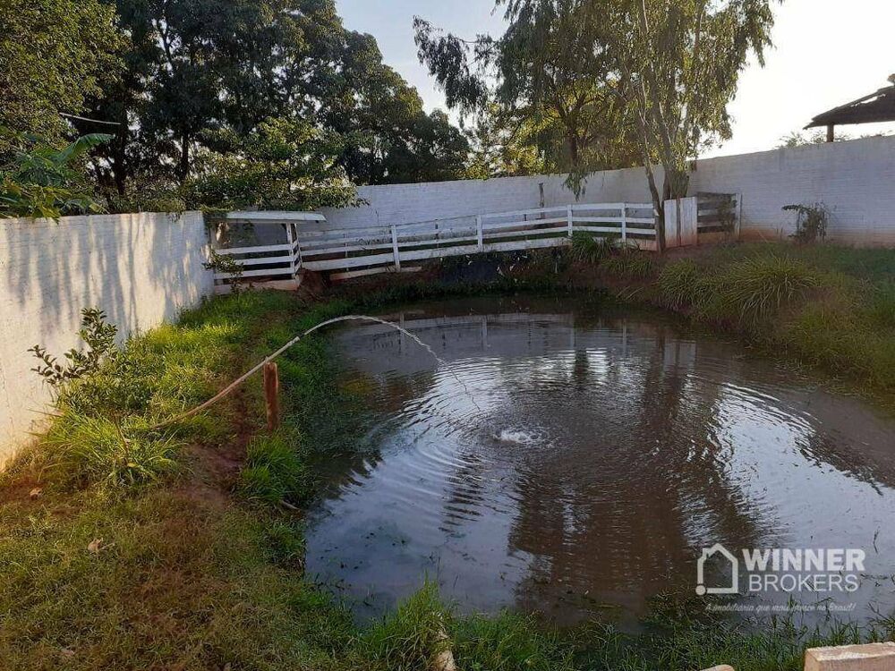 Chácara, 2 quartos, 1800 m² - Foto 1