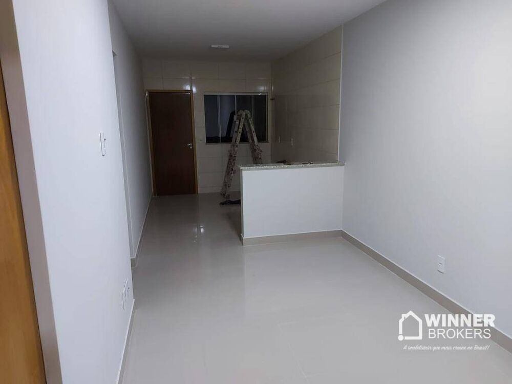 Casa à venda com 3 quartos, 70m² - Foto 3