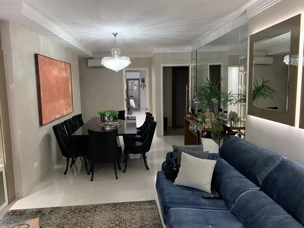 Apartamento à venda com 3 quartos, 210m² - Foto 4