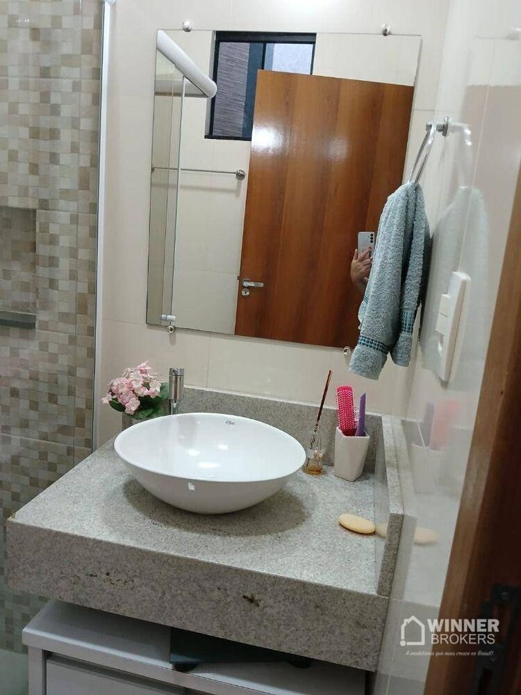 Casa à venda com 2 quartos, 94m² - Foto 3