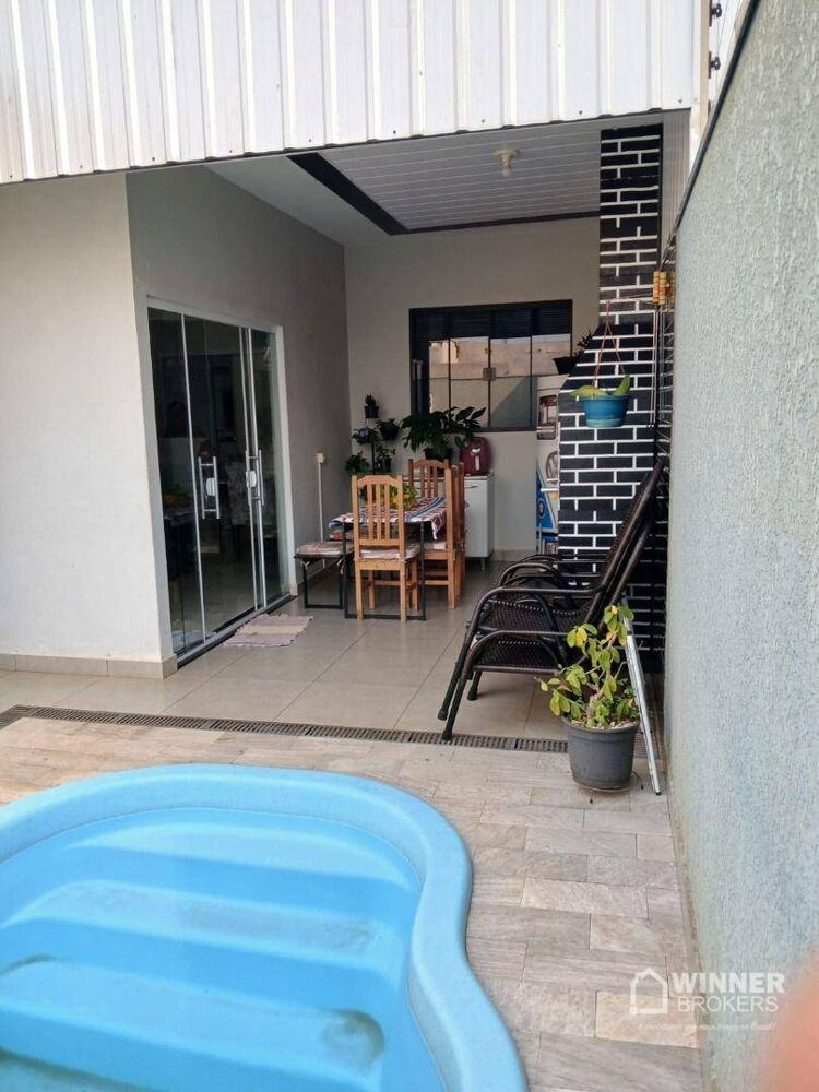Casa à venda com 2 quartos, 94m² - Foto 4