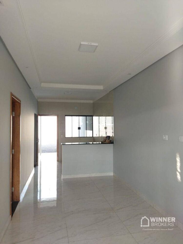 Casa à venda com 3 quartos, 93m² - Foto 2