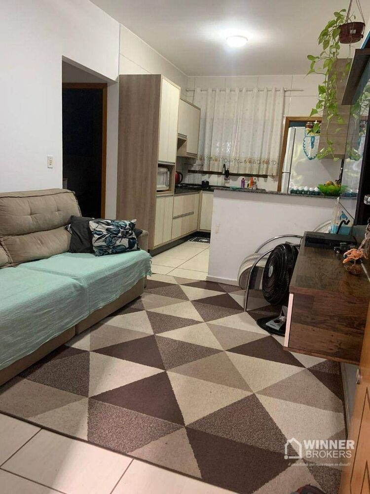Casa à venda com 2 quartos, 72m² - Foto 3