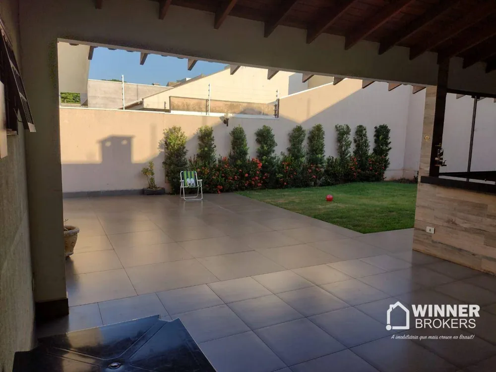 Casa, 4 quartos, 200 m² - Foto 1