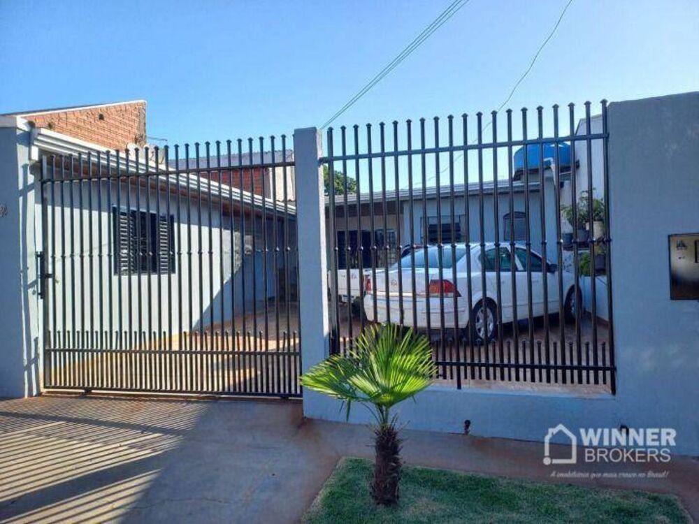 Casa à venda com 3 quartos, 75m² - Foto 1