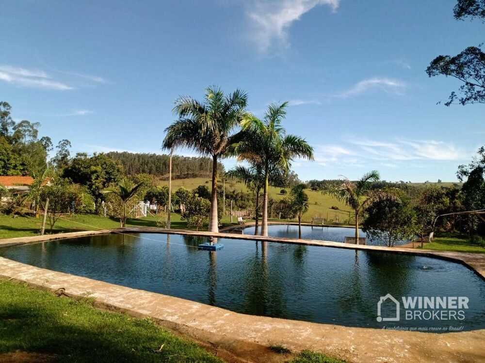 Chácara à venda com 3 quartos, 100m² - Foto 9