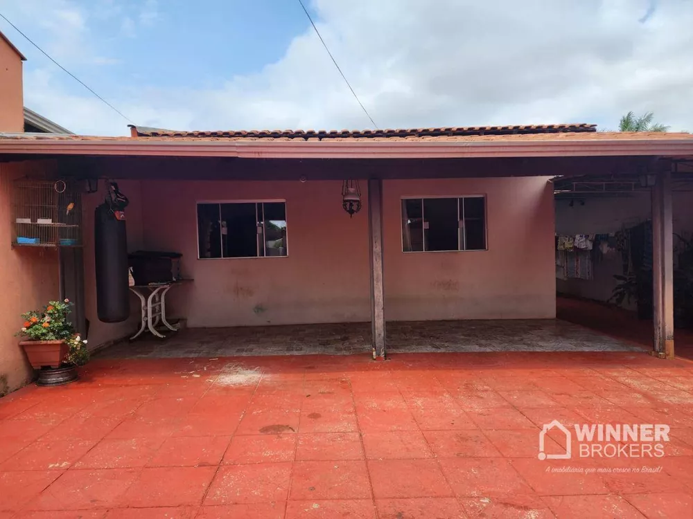 Casa à venda com 3 quartos, 140m² - Foto 4