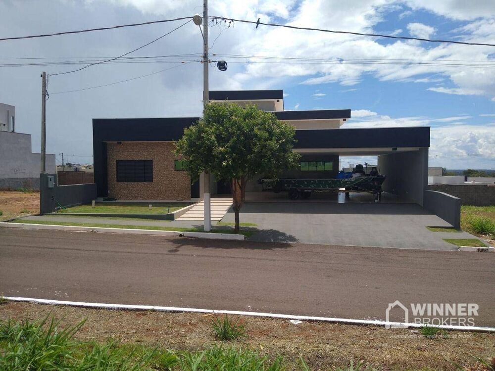 Casa, 3 quartos, 270 m² - Foto 1