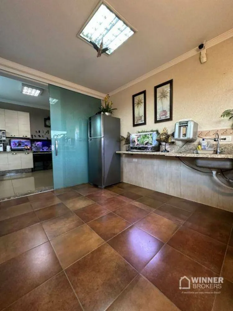 Sobrado, 5 quartos, 380 m² - Foto 9