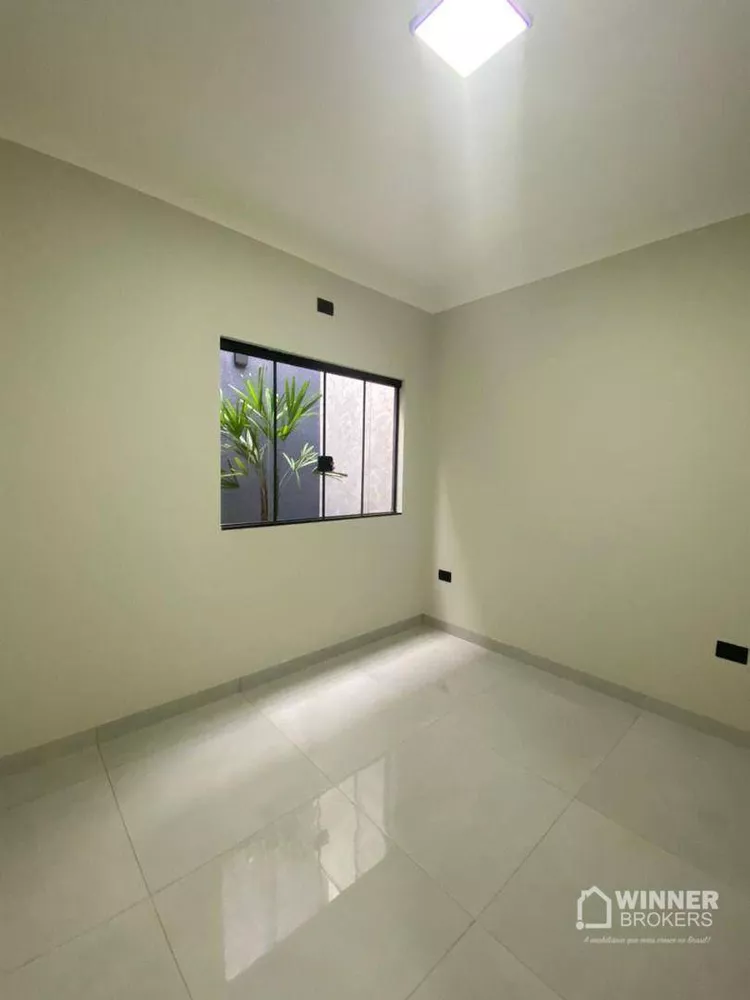 Casa à venda com 3 quartos, 100m² - Foto 7