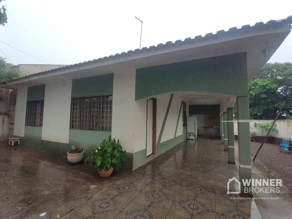 Casa, 5 quartos, 211 m² - Foto 1