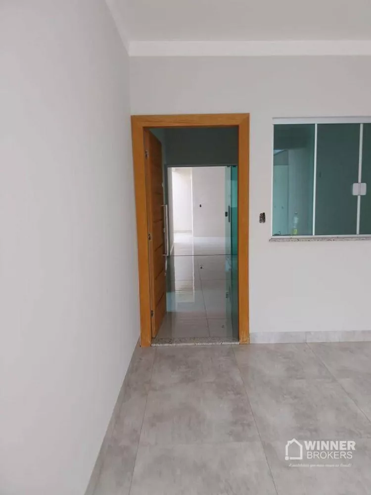 Casa à venda com 3 quartos, 105m² - Foto 4