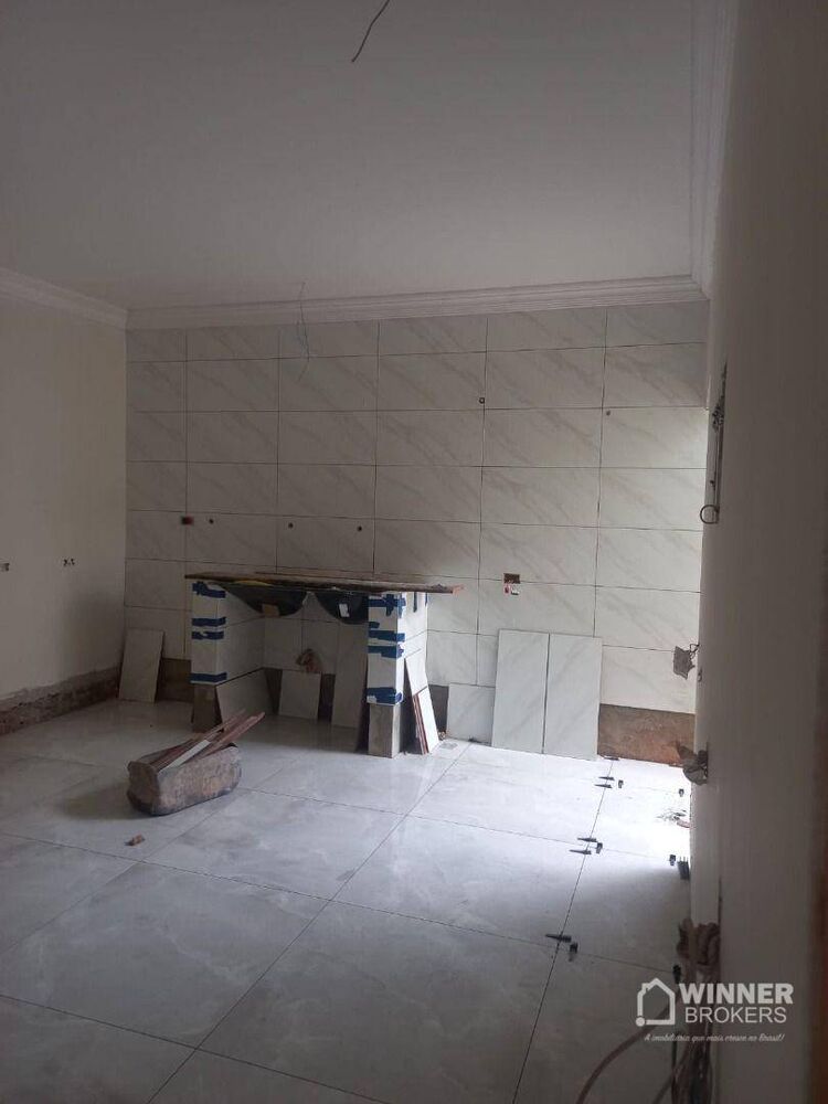 Casa à venda com 2 quartos, 180m² - Foto 10