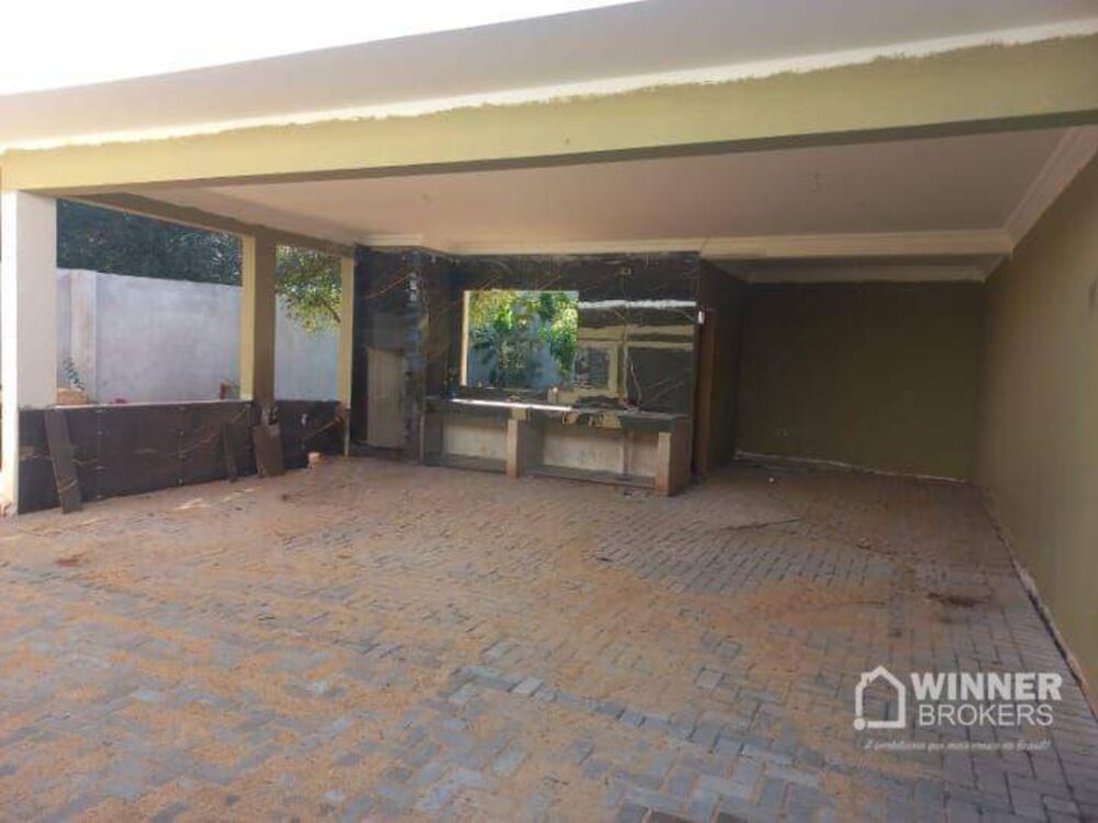 Casa à venda com 2 quartos, 180m² - Foto 11