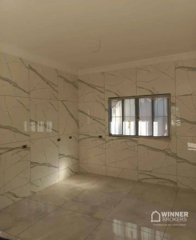 Casa à venda com 2 quartos, 180m² - Foto 4