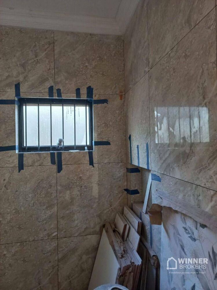 Casa à venda com 2 quartos, 180m² - Foto 7