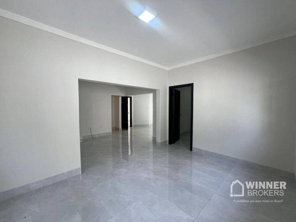 Casa à venda com 3 quartos, 157m² - Foto 3