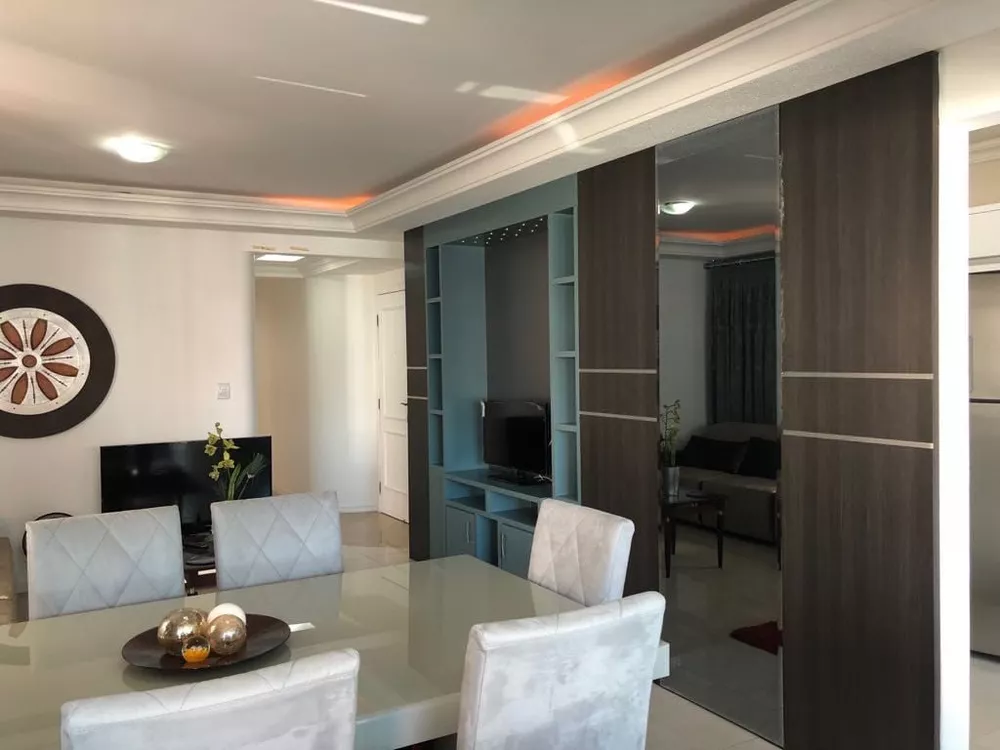 Apartamento à venda com 3 quartos, 117m² - Foto 10