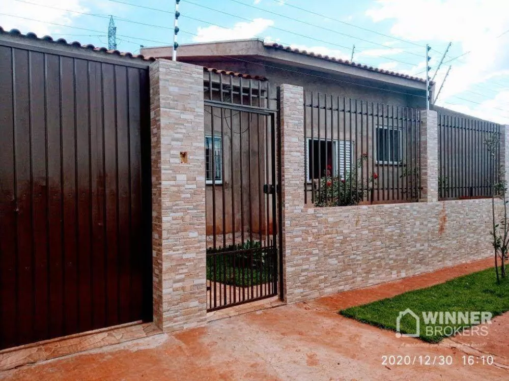 Casa à venda com 3 quartos, 171m² - Foto 1