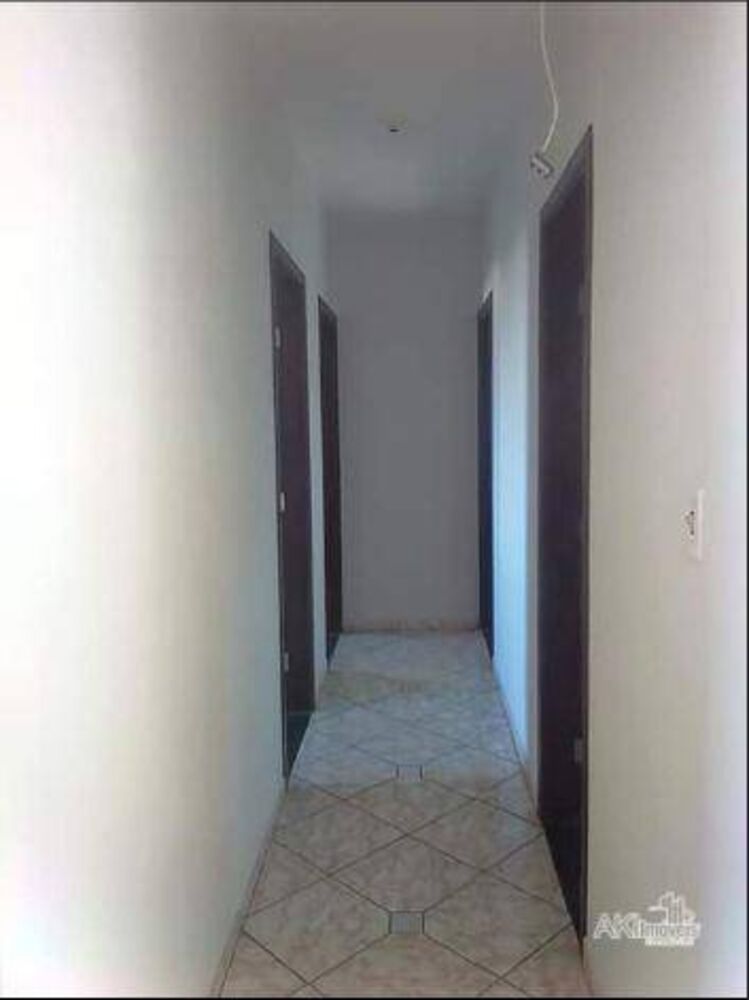 Sobrado à venda com 3 quartos, 243m² - Foto 4