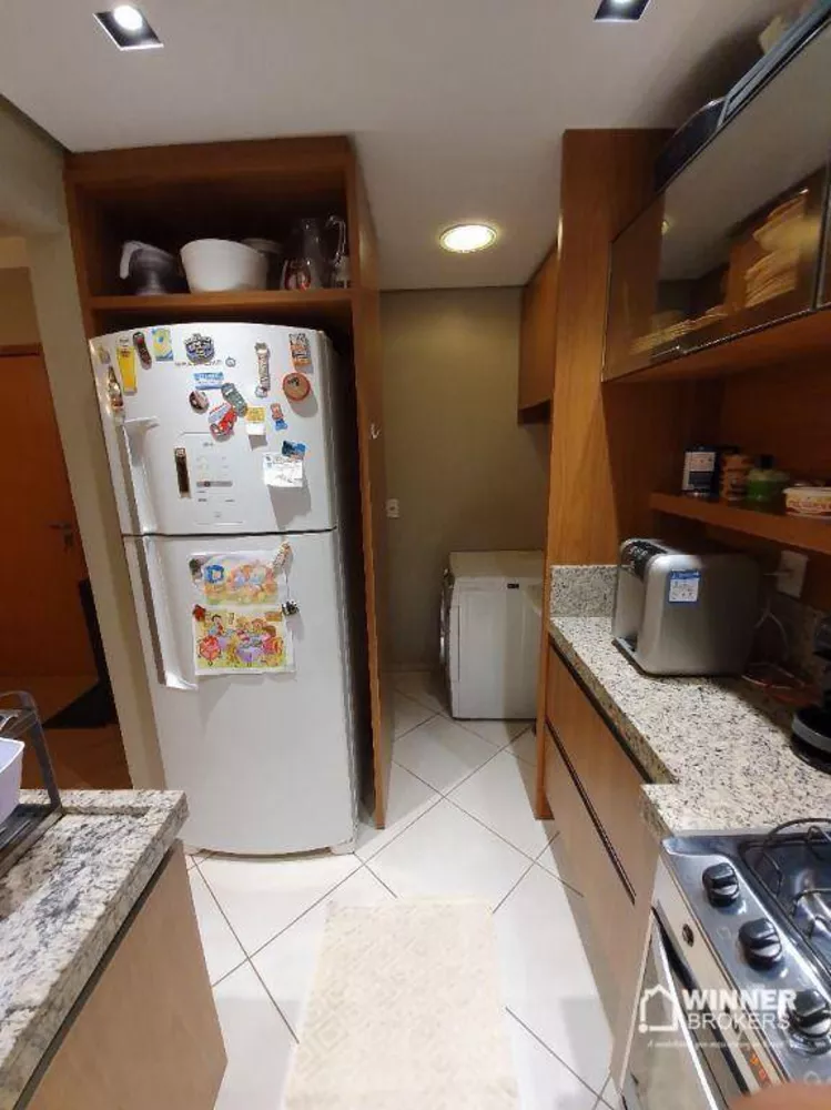 Apartamento à venda com 2 quartos, 78m² - Foto 3