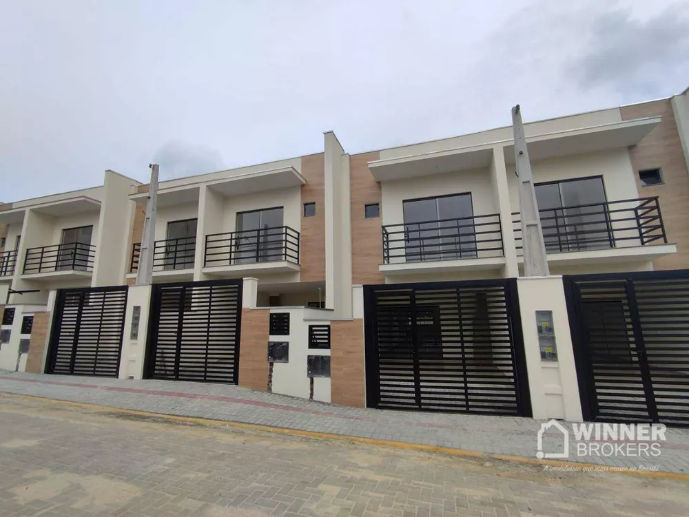 Sobrado à venda com 3 quartos, 112m² - Foto 1