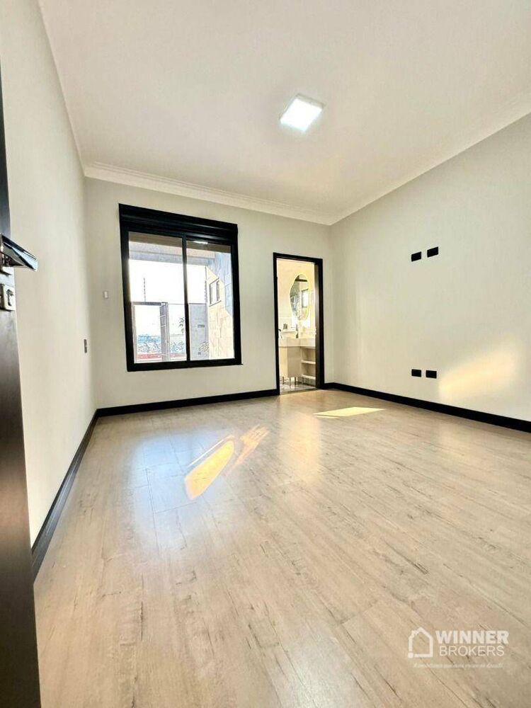 Casa à venda com 3 quartos, 119m² - Foto 4