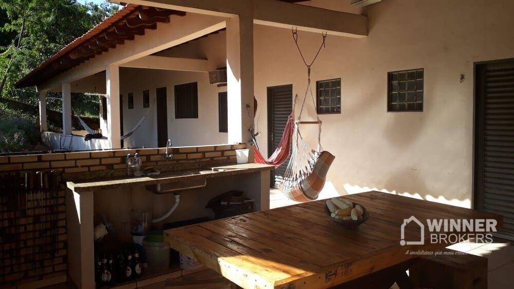 Chácara à venda com 4 quartos, 200m² - Foto 7