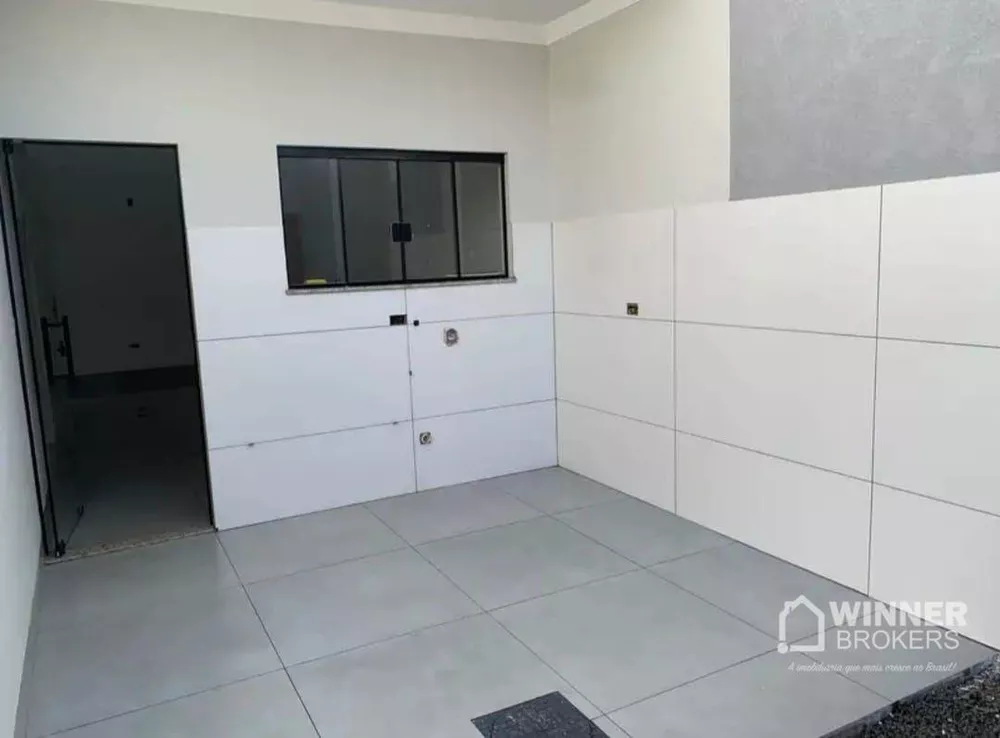 Casa à venda com 3 quartos, 72m² - Foto 4