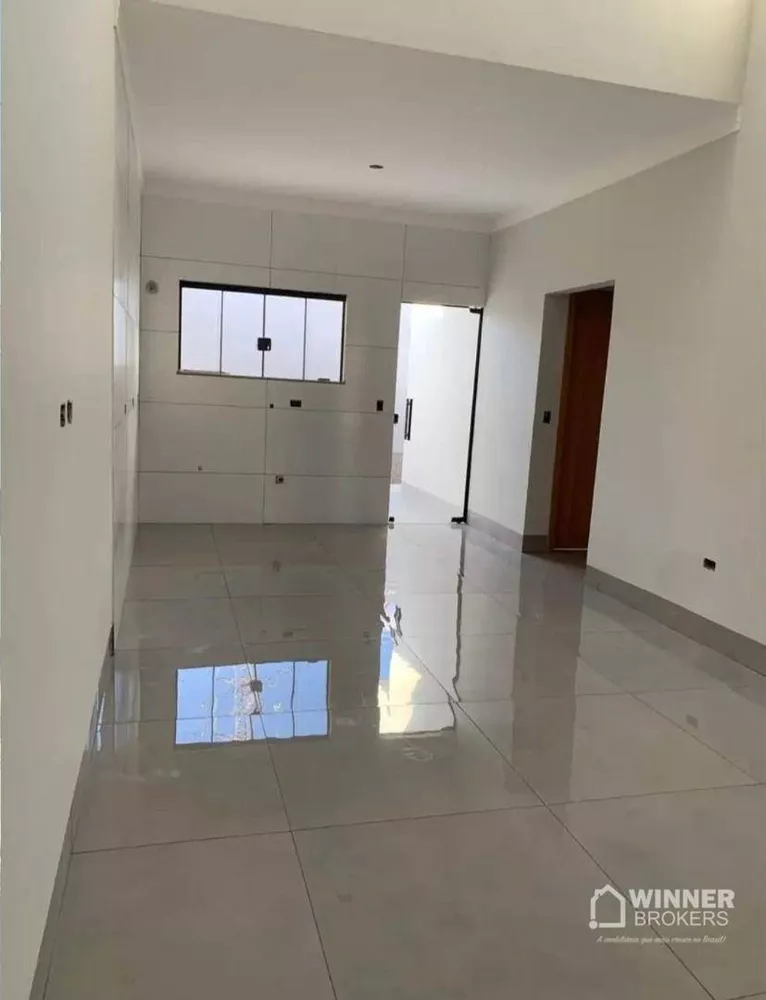 Casa à venda com 3 quartos, 72m² - Foto 3