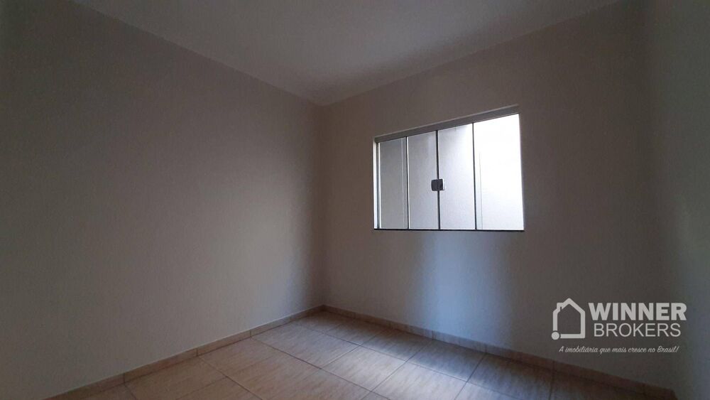 Casa à venda com 3 quartos, 75m² - Foto 3