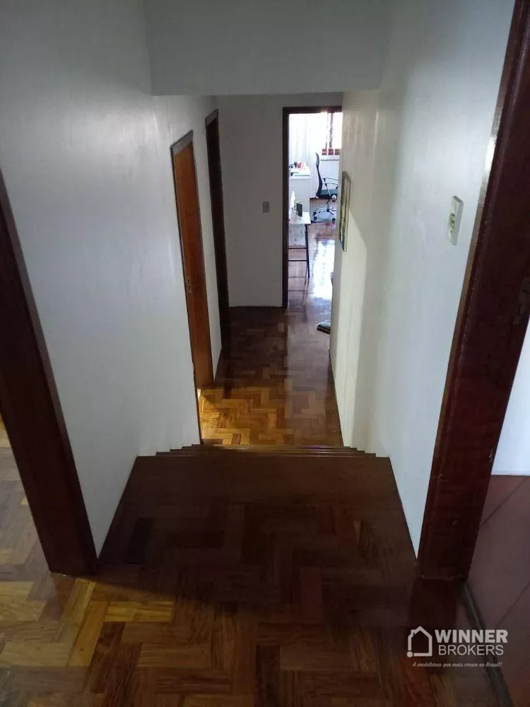 Casa à venda com 4 quartos, 250m² - Foto 5