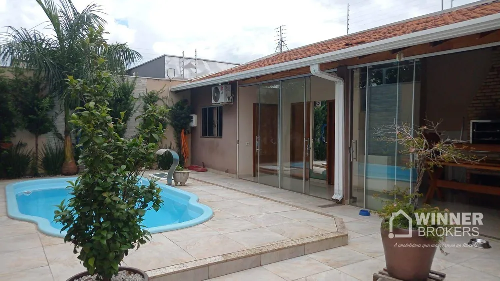 Casa, 3 quartos, 250 m² - Foto 12