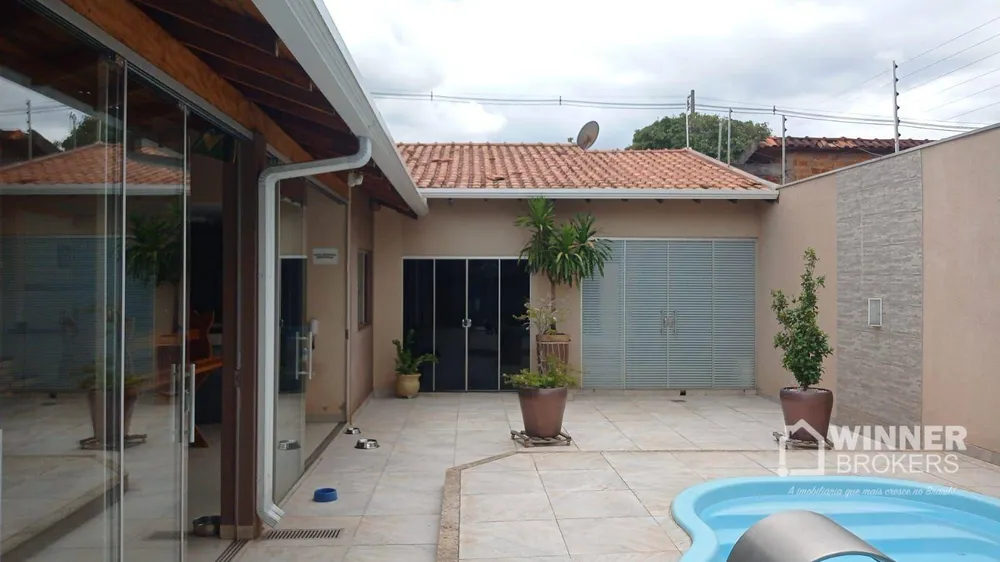 Casa, 3 quartos, 250 m² - Foto 10