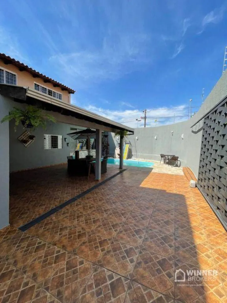 Sobrado, 4 quartos, 300 m² - Foto 1