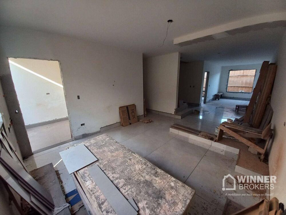 Sobrado para alugar com 3 quartos, 200m² - Foto 3