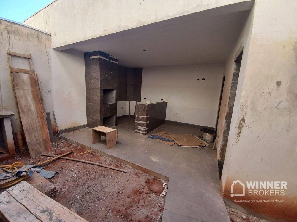 Sobrado para alugar com 3 quartos, 200m² - Foto 2