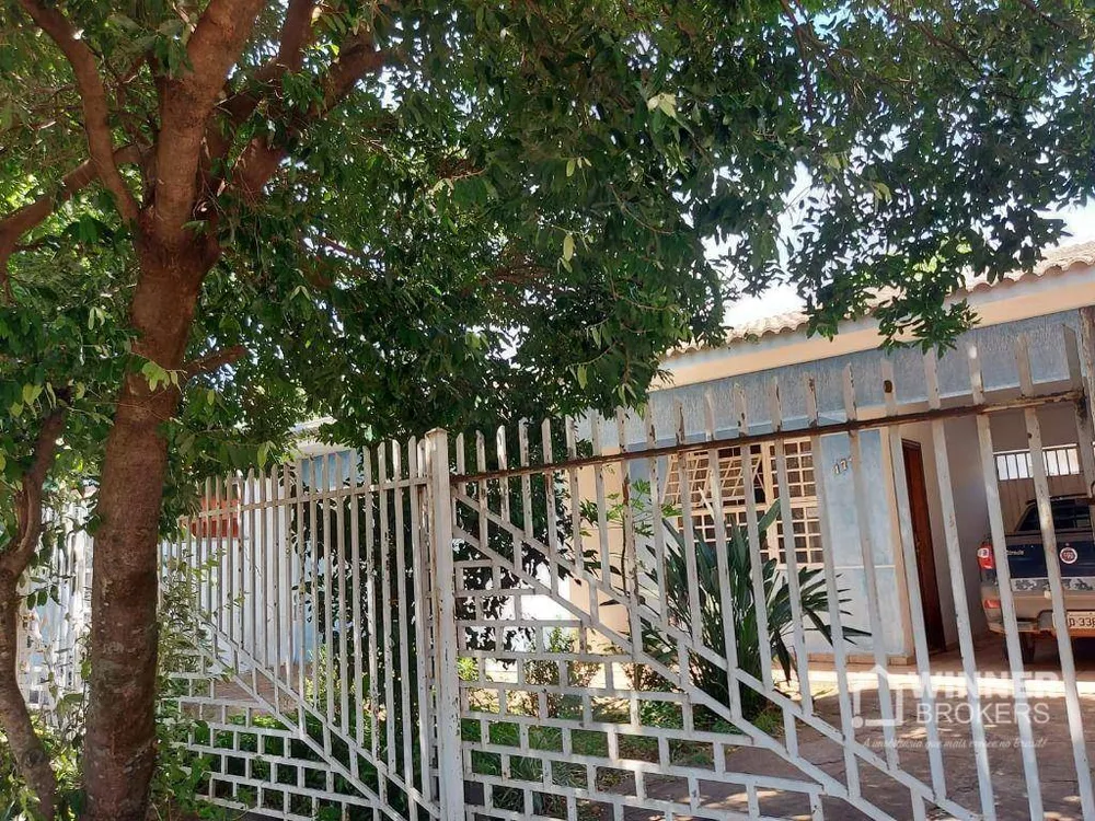 Casa, 3 quartos, 171 m² - Foto 1