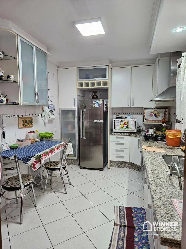 Sobrado, 3 quartos, 212 m² - Foto 3