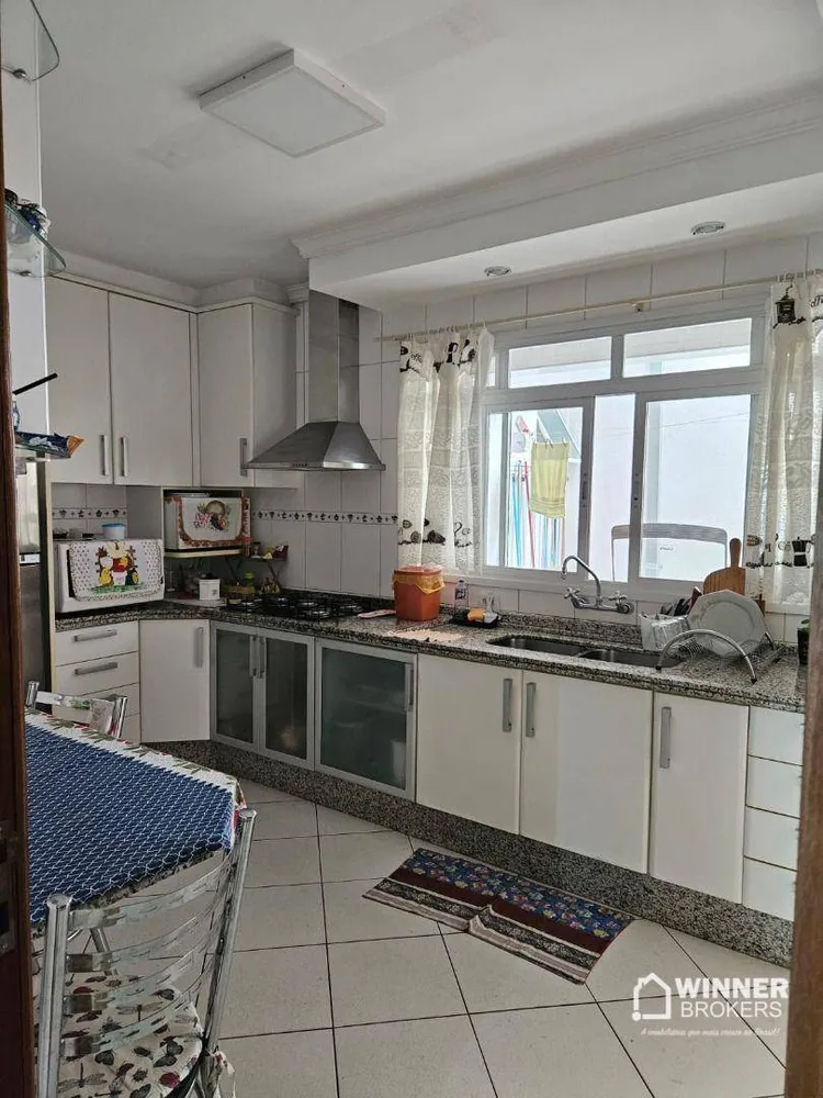 Sobrado, 3 quartos, 212 m² - Foto 6