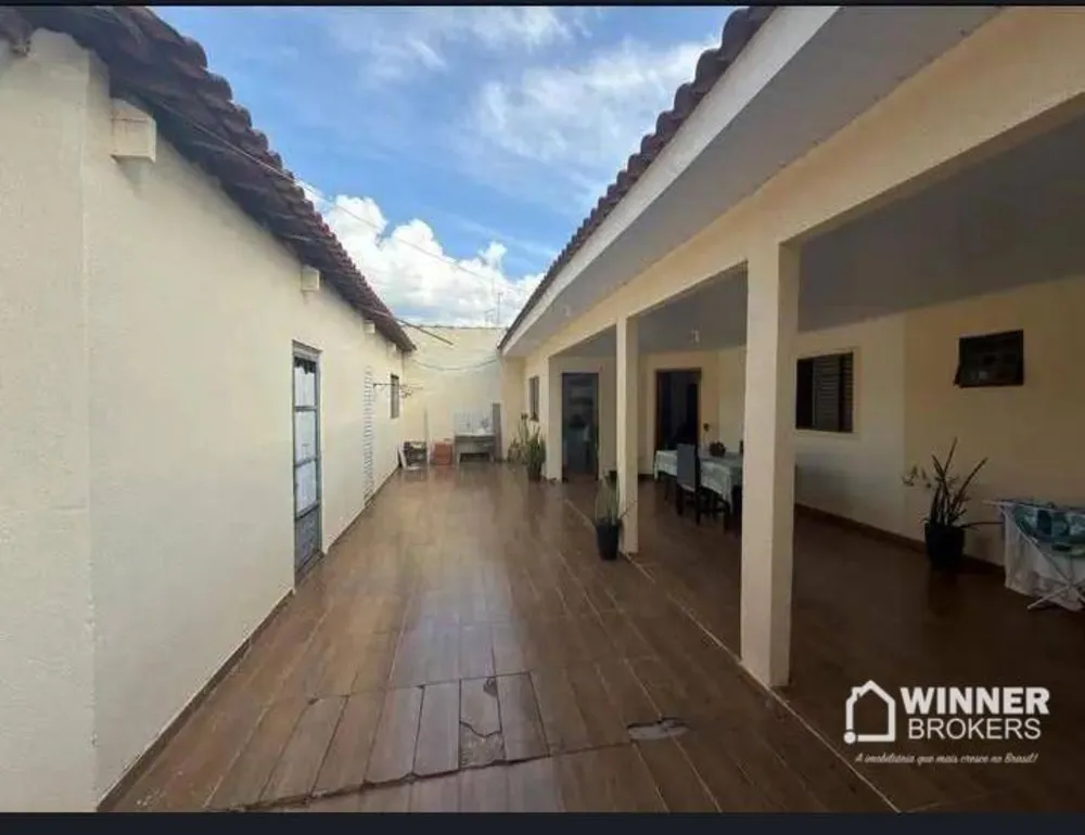 Casa, 2 quartos, 197 m² - Foto 2