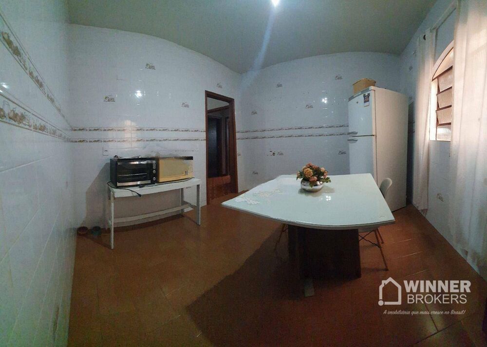 Casa à venda com 3 quartos, 147m² - Foto 4