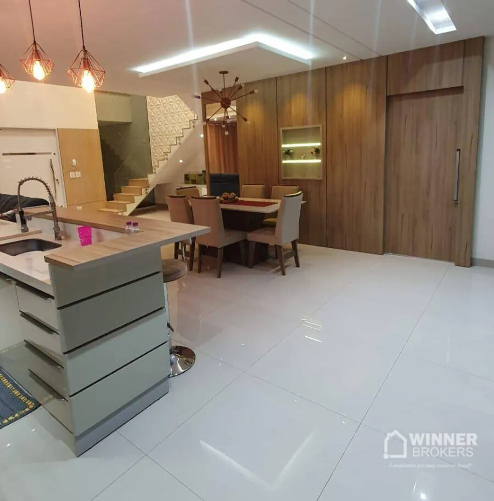 Sobrado, 3 quartos, 215 m² - Foto 3