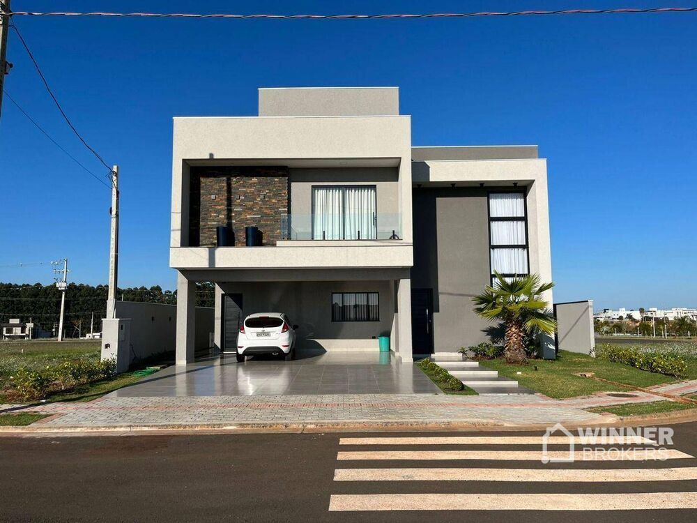 Sobrado à venda com 2 quartos, 202m² - Foto 1